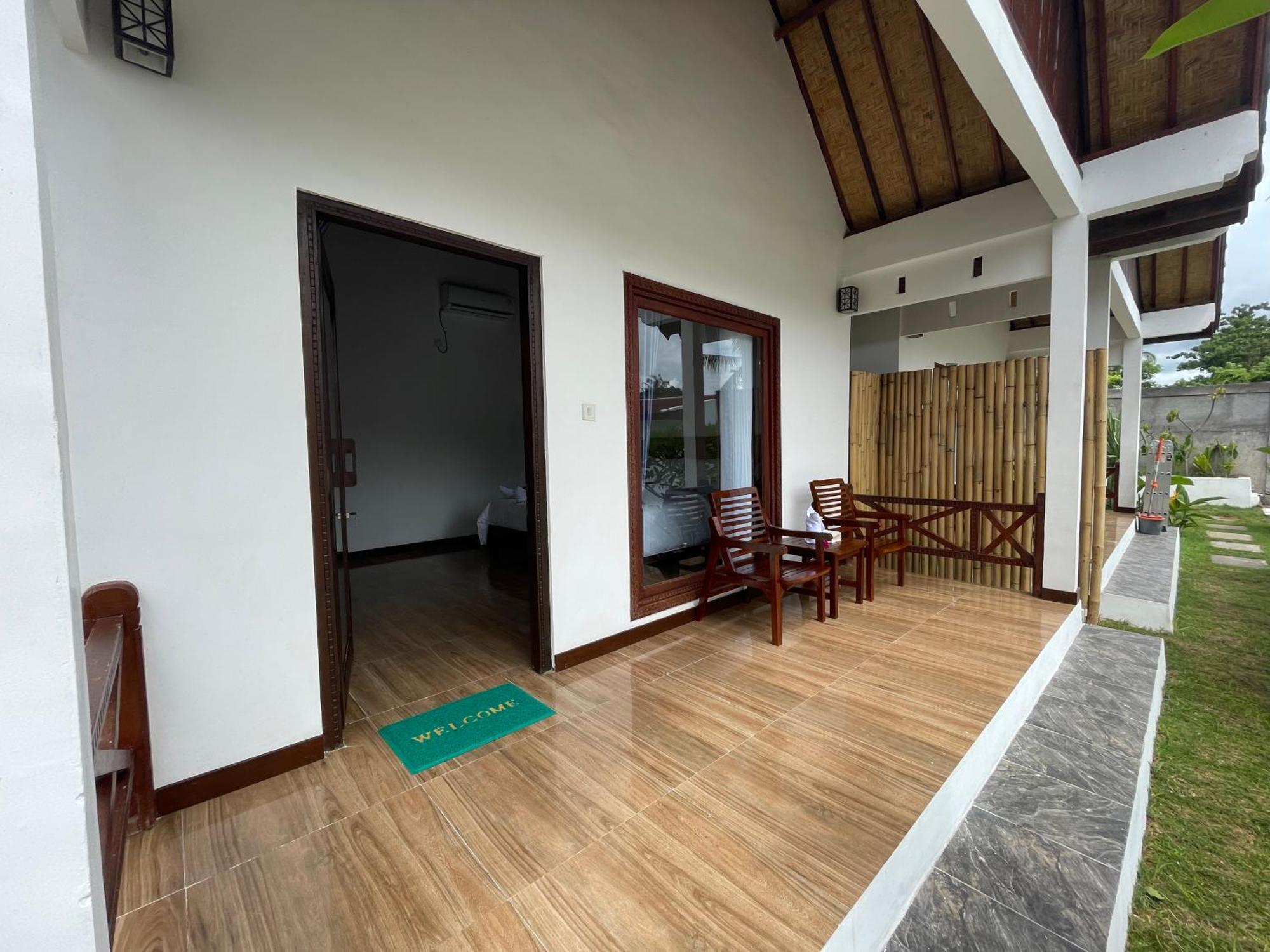 The Local Are Guling Villa Kuta (Lombok)